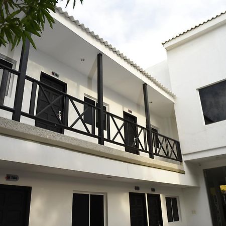 Hotel El Emigrante Puerto Colombia Kültér fotó