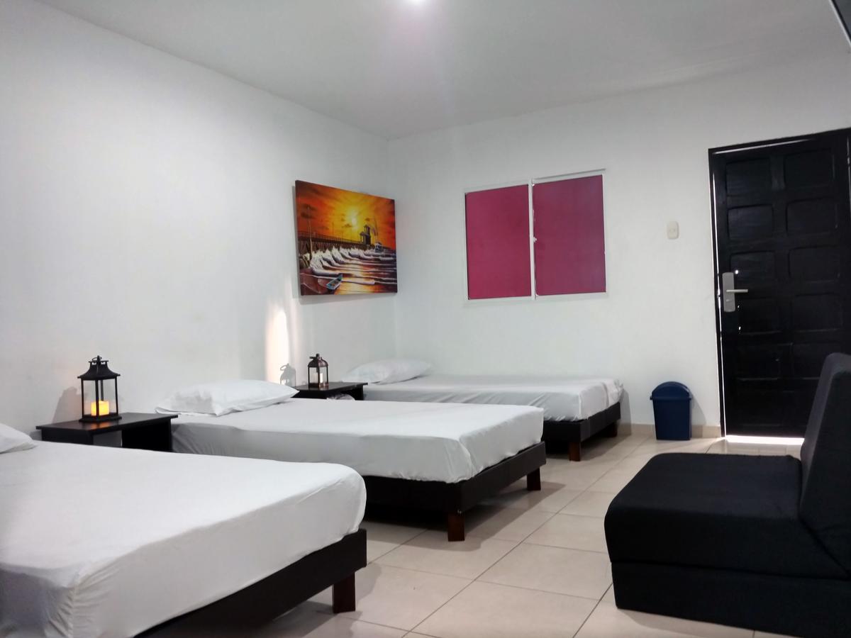 Hotel El Emigrante Puerto Colombia Kültér fotó